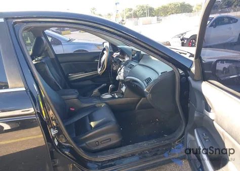 2010 Honda Accord 3.5 Ex-L z USA, uszkodzony, nr VIN 1HGCP3F85AA018627